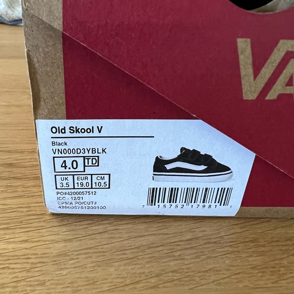 Vans Baby Infant Old Skool Shoes size 4 BNWT - Picture 4 of 5